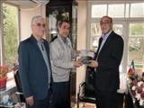 حضور مدیرعامل و مدیران ارشد سازمان حمل‌ونقل ریلی شهرداری تبریز در دبیرستان ماندگار فردوسی به مناسبت روز معلم