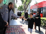 برپایی ایستگاه صلواتی و فرهنگی توسط متروی تبریز در میدان ساعت