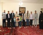 دیدار مدیرعامل سازمان حمل و نقل ریلی شهرداری تبریز با خانواده های معزز شهیدان حبیب لطفی قراملکی و رضا اسحقی قراملکی